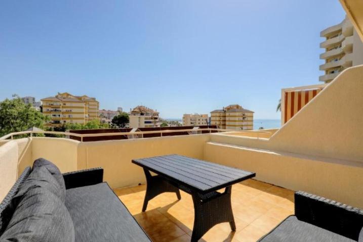 El Estudio De La Playa Benalbeach 324 Gran Terraza Vistas Al Mar Бенальмадена Экстерьер фото